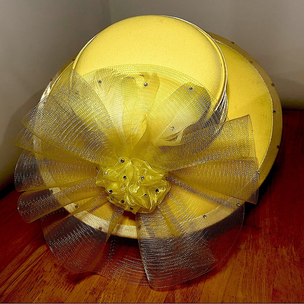 Lisa Renee Elegant Occasion Hat with Box & bonus black fascinator hat